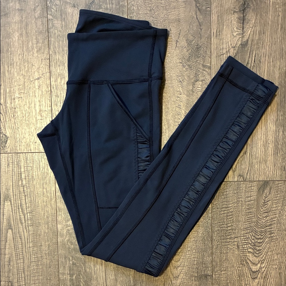 lululemon Daily Practice Leggings - Color: Inkwell - Size: 6 - 30” Inseam